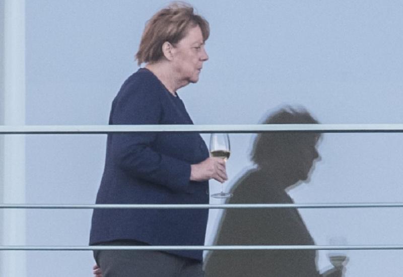 Treba dobro provjeriti: Merkel nakon trećeg testa negativna na koronu