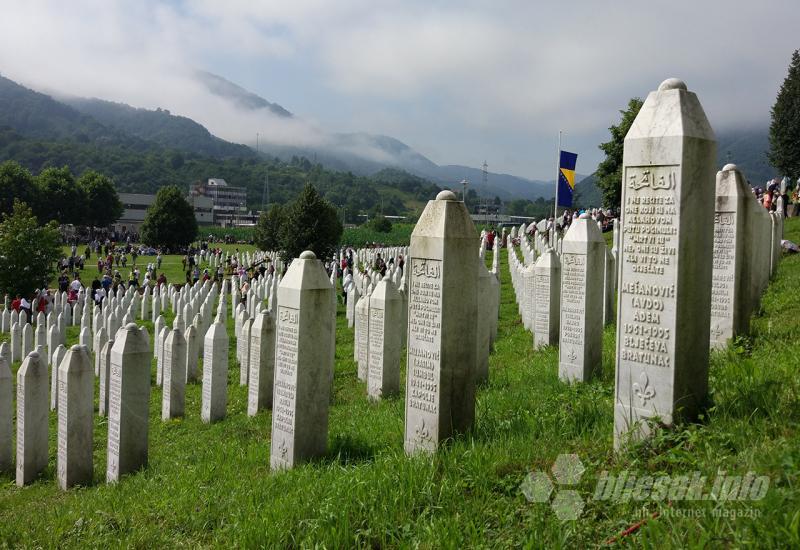 Srbija mora priznati genocid u Srebrenici ako želi u EU