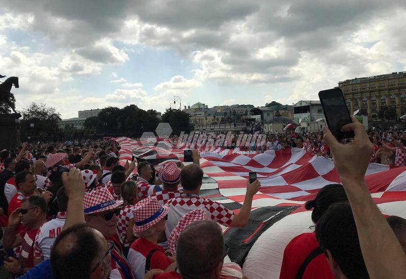 Ludnica u Moskvi, Crveni trg preplavili hrvatski navijači