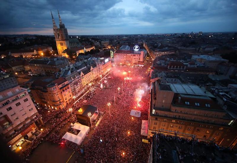 Vatrene je u Zagrebu dočekalo gotovo pola milijuna ljudi