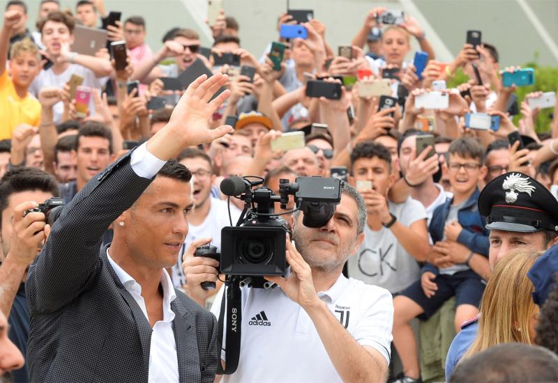 Ronaldo službeno predstavljen u Juventusu