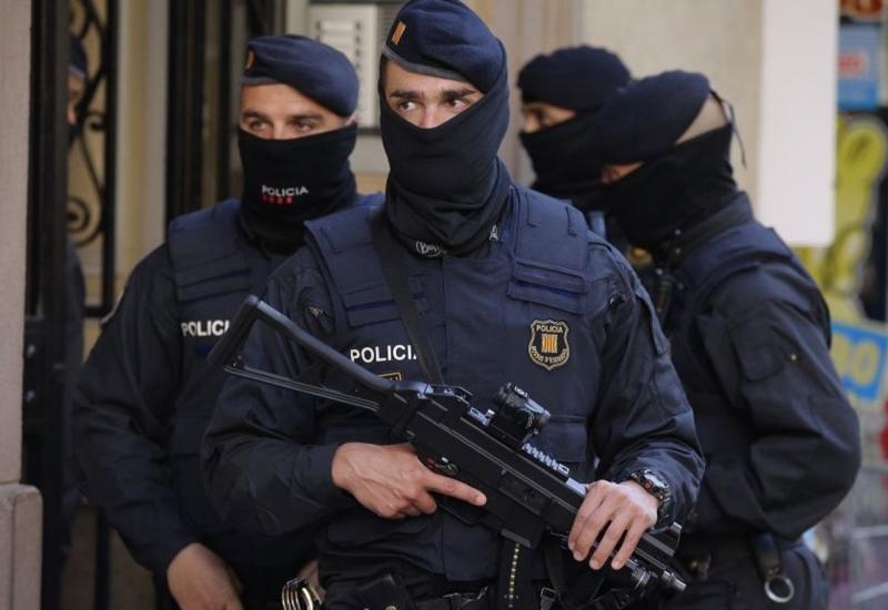 Španjolska policija ubila napadača naoružanog nožem