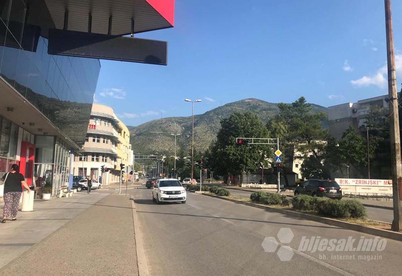 Križanje u Mostaru: Proradili semafori!