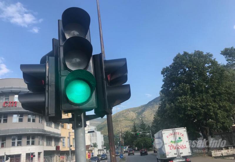  - Križanje u Mostaru: Proradili semafori!