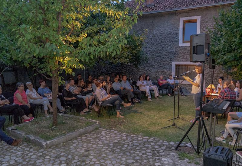 Troje mladih pjesnika predstavilo se u Mostaru