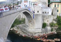Mostar je centar regije: 452. natjecanje u skokovima sa Starog mosta