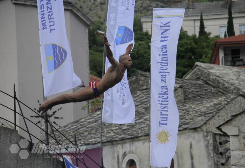  451. natjecanje u skokovima sa Starog mosta - Mostar je centar regije: 452. natjecanje u skokovima sa Starog mosta