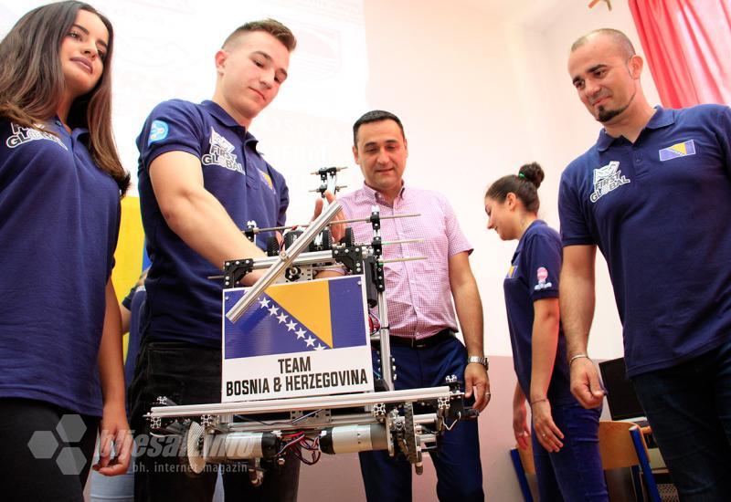 Mostarci predstavili robota za svjetsko natjecanje u Meksiku
