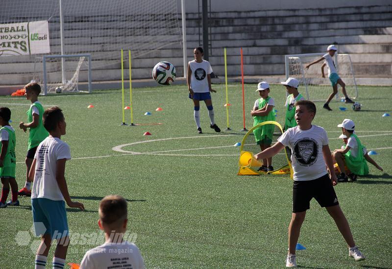 Mostar: Djeca se zabavljala uz nogomet