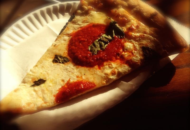 Dostavljač pizze u ratnoj zoni: Jedite dok ne zapucaju