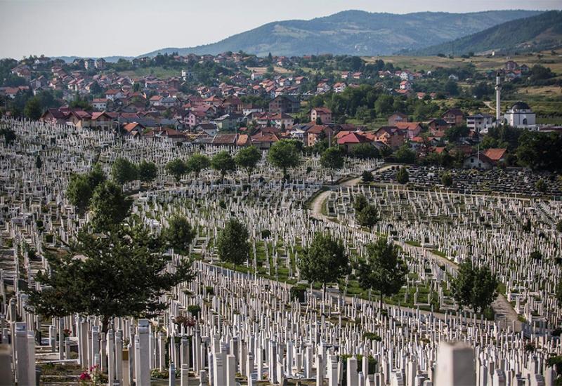 UN-ov povjerenik za ljudska prava osudio negiranje Srebrenice