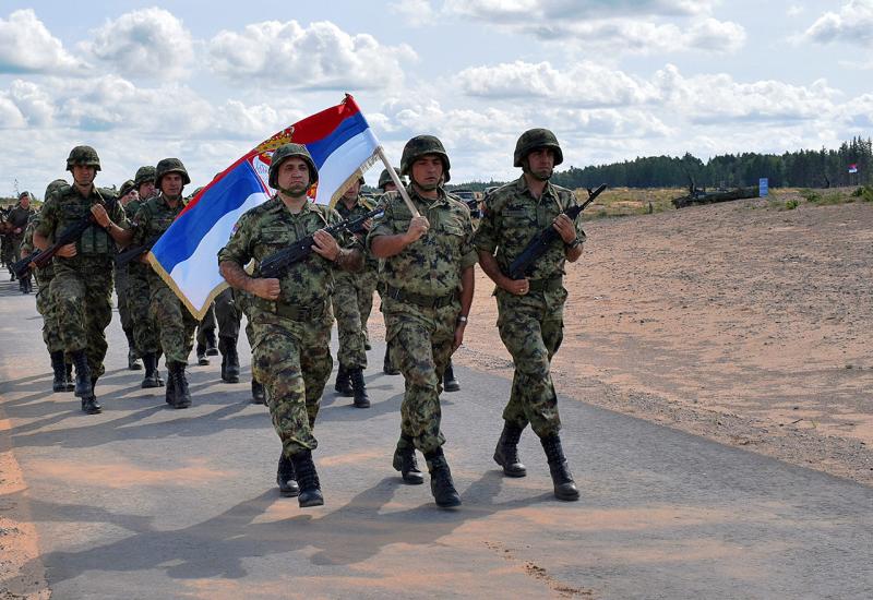 Srbija vraća obvezni vojni rok?