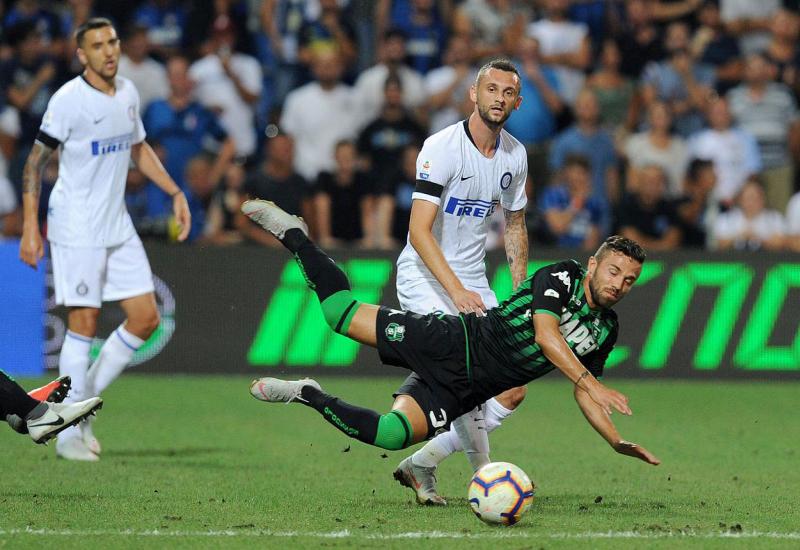 Real i Inter demantirali interes europskog prvaka za Brozovića