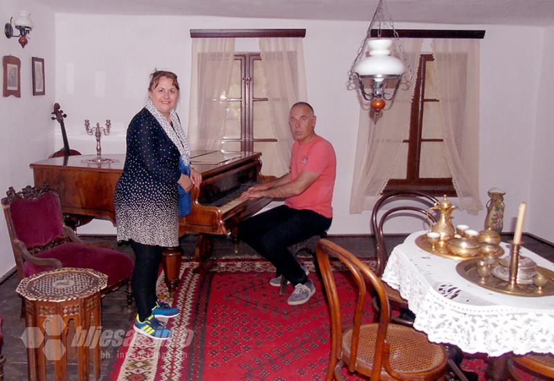 Sa Emilom za Mokranjčevim klavirom - Negotin: Rimska carska palača puna zlata, Hajduk Veljko i vina za kraljevske trpeze