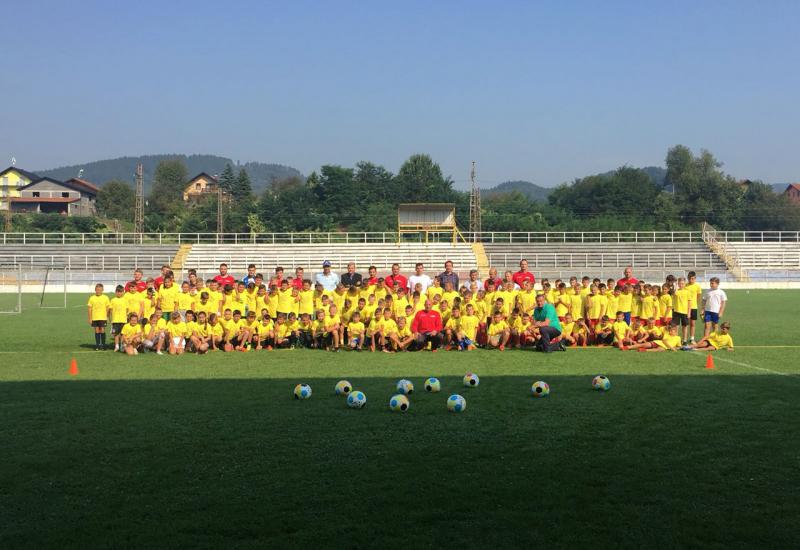 U Žepču za 180 mališana održana škola nogometa