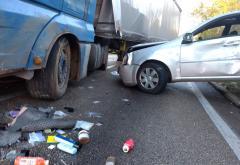 Buna - Stolac: U sudaru teretnog i osobnih vozila ozlijeđeno više osoba