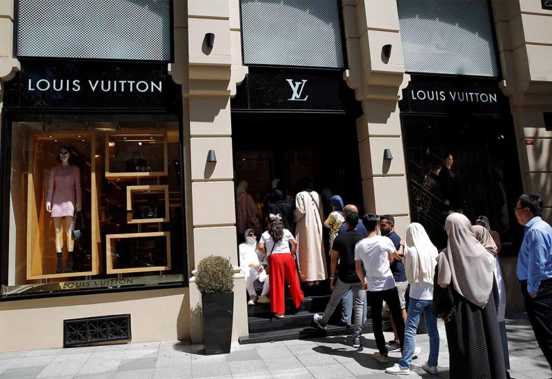 Turska postala turistička meka: Redovi ispred  trgovina Louis Vuittona, Hermesa, Chanela...