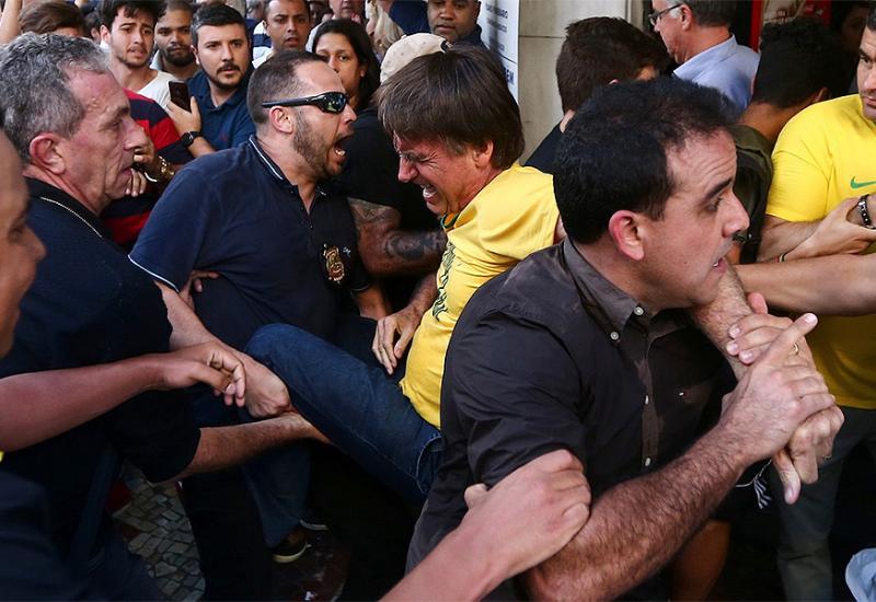 Desničarski kandidat za predsjednika Brazila uboden nožem na skupu