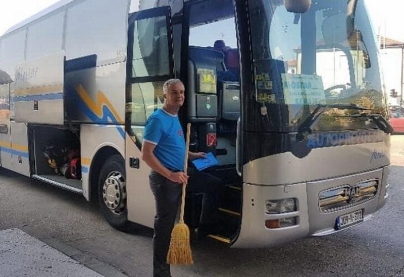 Jerko Ivanković Lijanović - Lijanović krenuo autobusom i s metlom u ruci pa doživio prometnu nesreću
