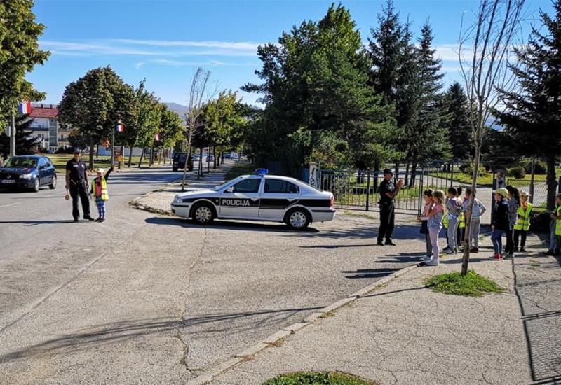 Foto: Tomislavcity | Policija u akciji s učenicima - Policija će paziti djecu na dolasku i odlasku iz škola
