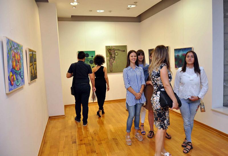 U Galeriji Aluminij otvorena izložba umjetničkih djela s likovne kolonije Didak - Mostar: Otvorena izložba 60 umjetničkih djela s likovne kolonije Didak