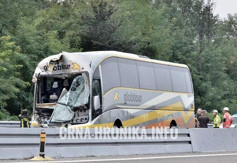 Vozač poginuo, 16 učenika ozlijeđeno na povratku s ekskurzije u BiH