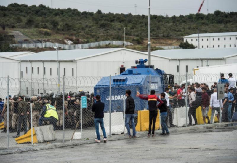 Policija je uhitila stotine radnika koji su prosvjedovali - Istanbul: Policija iz zatvora pustila radnike koju su prosvjedovali zbog jadnih uvjeta rada