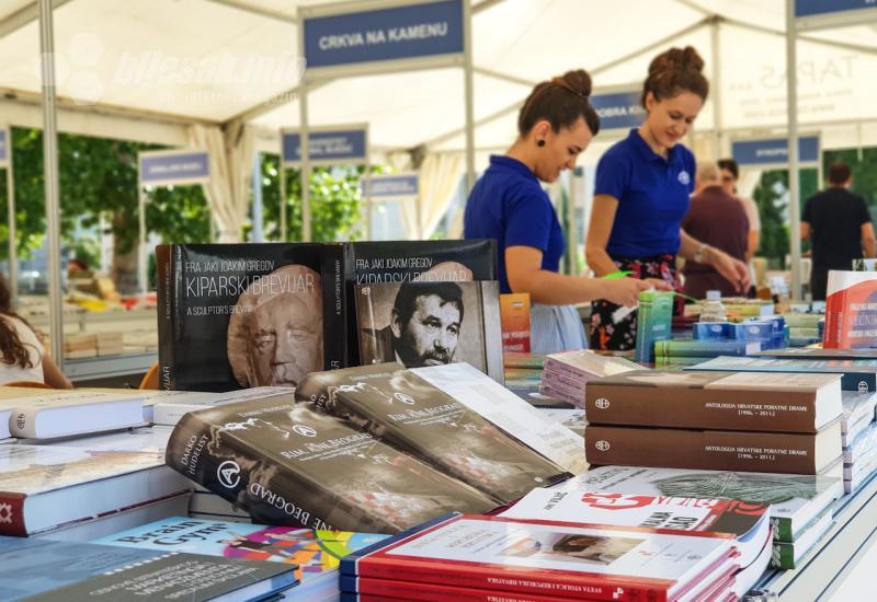 Otvoreno prvo izdanje Salona akademske knjige u Mostaru 