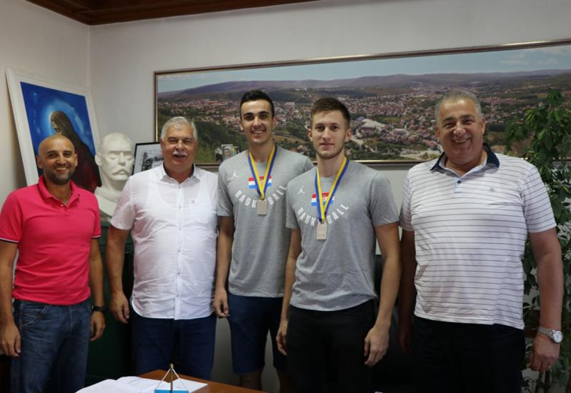 Širokobriješki gradonačelnik primio košarkaške viceprvake Europe