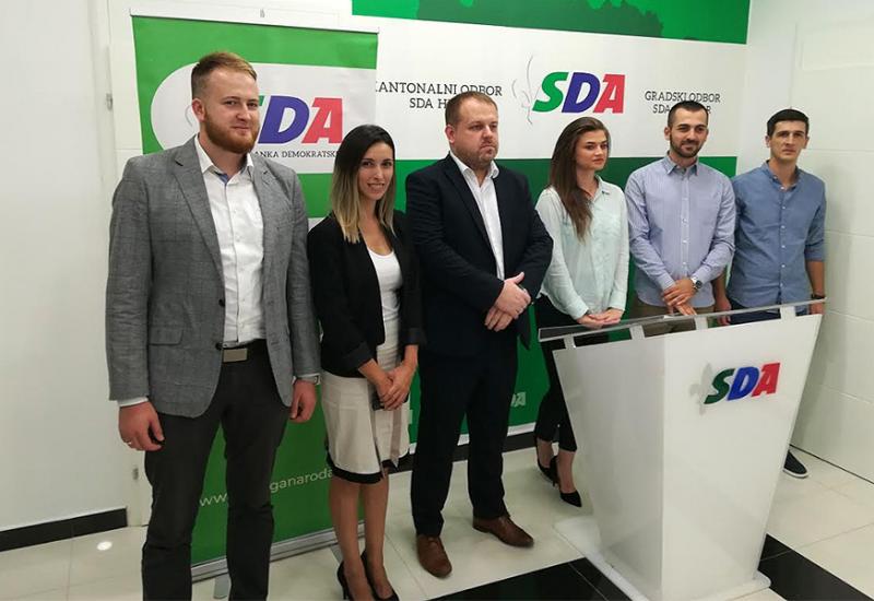 Asocijacija mladih SDA predstavila kandidate za izbore