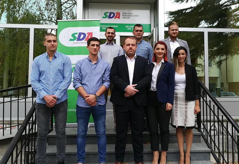 Asocijacija mladih SDA predstavila kandidate za izbore - Asocijacija mladih SDA predstavila kandidate za izbore