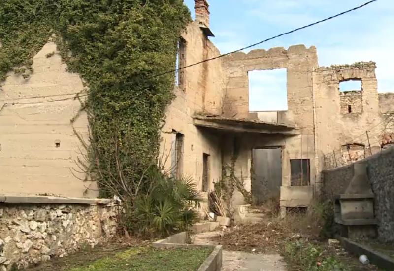 Vlahina kuća - Mostar: Povratnicima ne daju da se vrate
