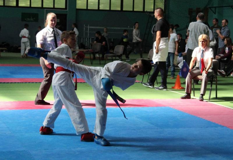 Oko 220 natjecatelja na karate turniru u Širokom Brijegu