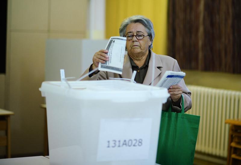 U Širokom Brijegu do 11:00 sati glasovalo 15,9%, a u Posušju 8,81% birača