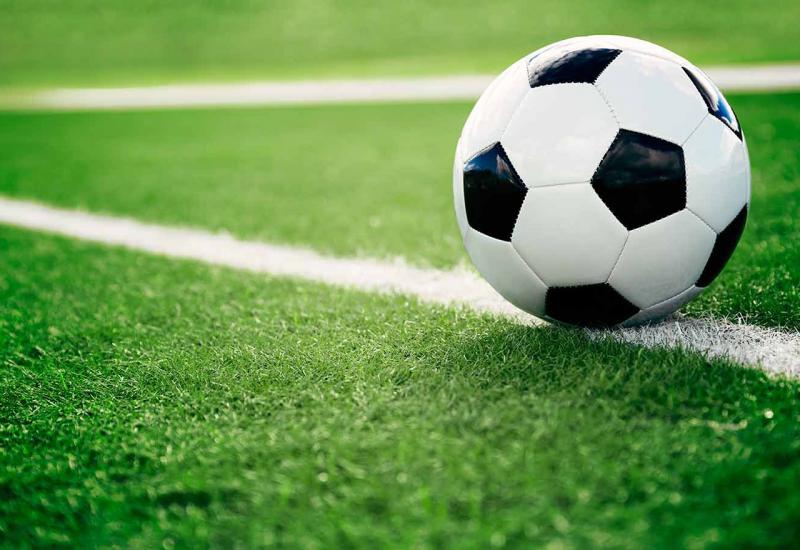 VIDEO | Još jedan nogometaš preminuo od srčanog udara
