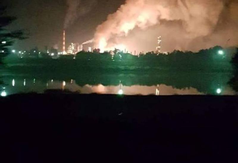 Eksplozija u Rafineriji - Devet osoba ozlijeđeno u eksploziji u Rafineriji nafte