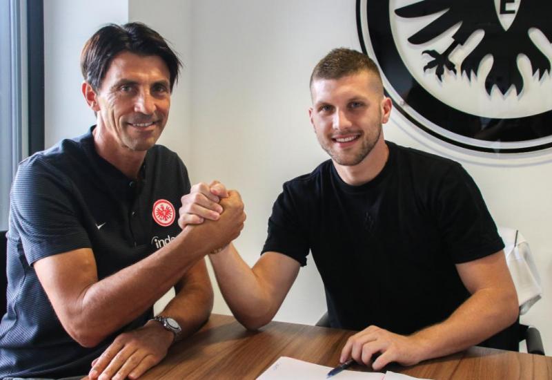 Direktor Eintrachta: Rebić je želio s Kovačem otići u Bayern