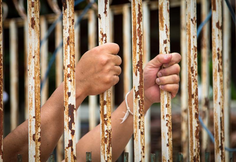 Odžak: Policajac u pritvoru zbog spolnog odnosa s djetetom