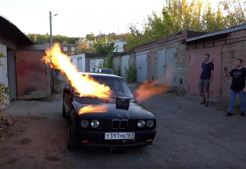 VIDEO | Rus ugradio mlazni pogon iz MiG-a 23 u BMW 'kockicu'