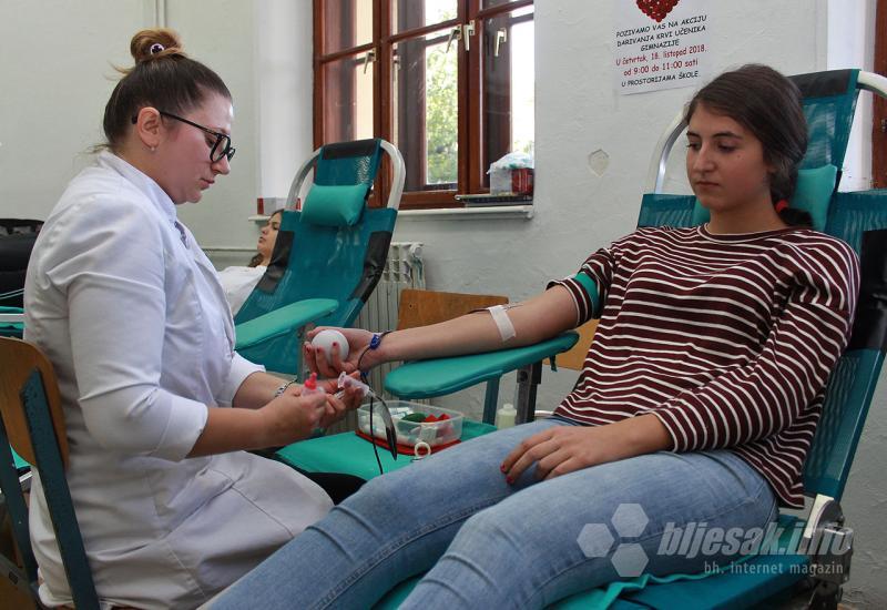 Široki Brijeg: Gimnazijalci darovali 45 doza krvi