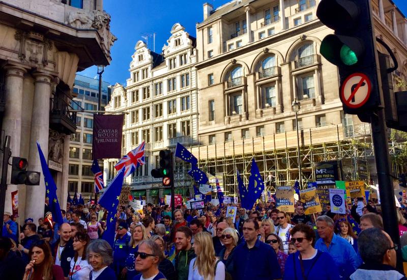 Oko 700.000 ljudi u Londonu marširalo za ostanak u EU