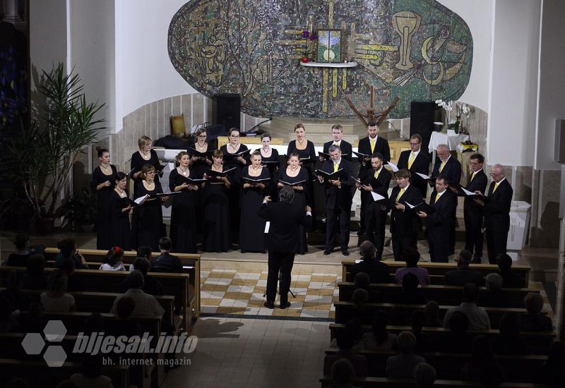 U Čapljini održan koncert komornog zbora ''Ivan Filipović''