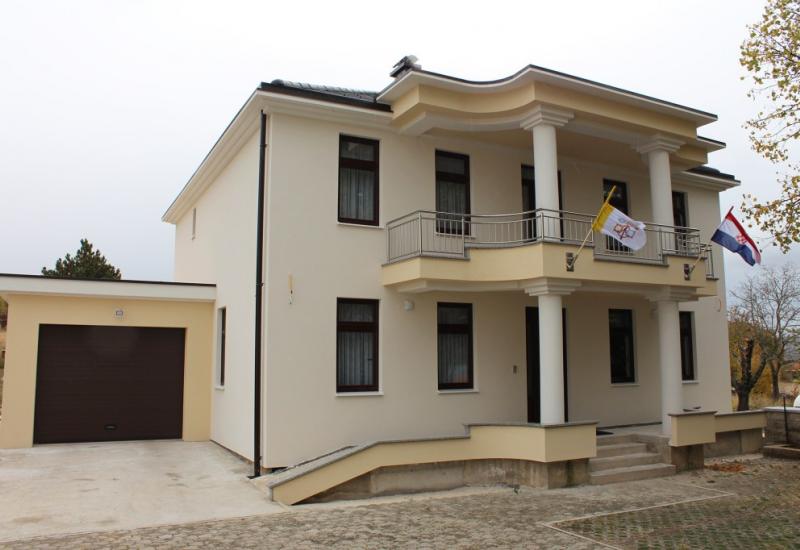 Blagoslovljena nova župna kuća u Grabovici
