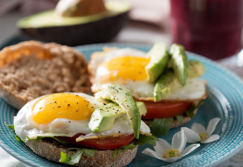 Jaja su mnogima omiljeno jelo za doručak - Postoje i zdrave namirnice koje trebate izbjegavati kad ste bolesni