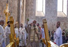 Posvećeni zlatni križevi za Sabornu crkvu