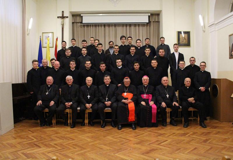 Biskupi o majorizaciji novom Izbornom zakonu i braku muškarca i žene 