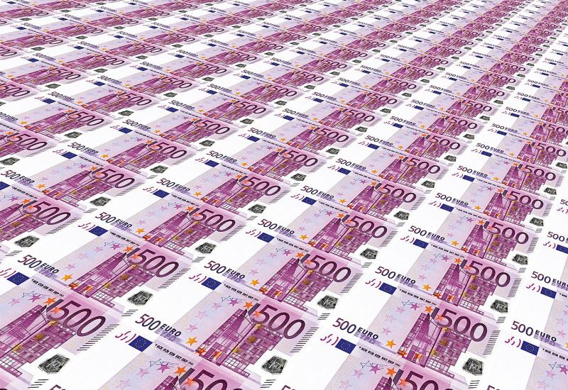 Slovenija iz proračuna EU povukla tri milijarde eura više nego što je u njega uplatila