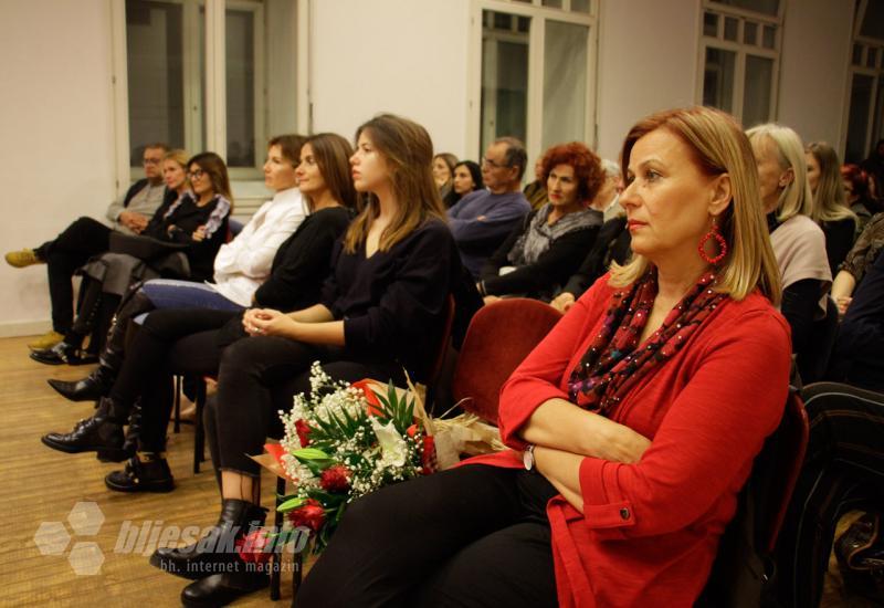 Roman 'Kintsugi tijela' Senke Marić predstavljen u Mostaru