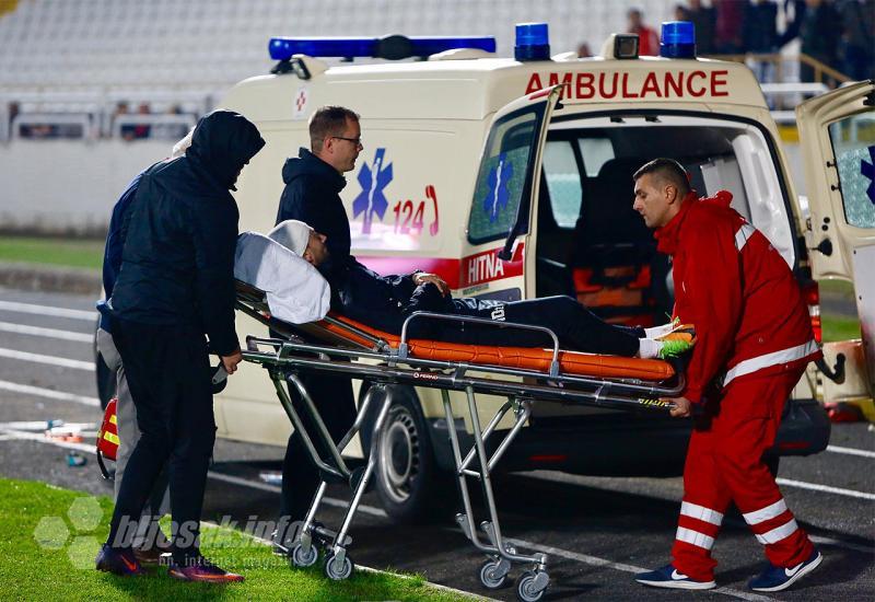 Sarajevski trener pogođen, pa iznesen na nosilima