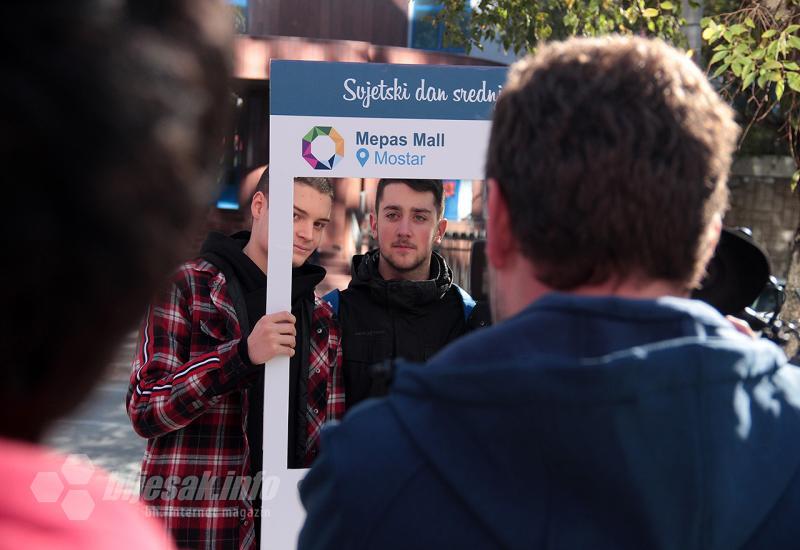 Srednjoškolci slave svoj dan - Mostar: Srednjoškolci znaju svoja prava i ne dopuštaju drugima da ih krše 